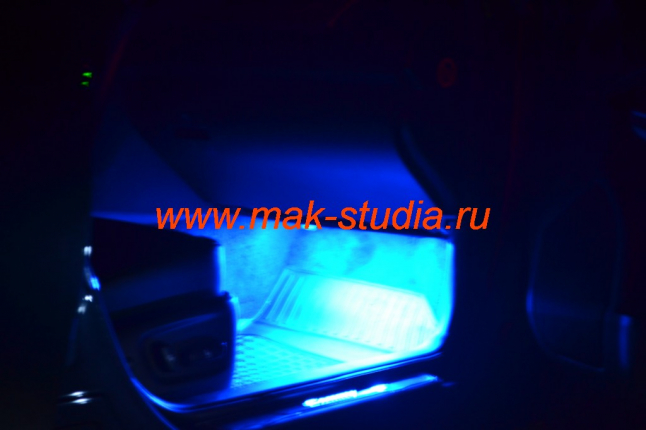 Пороги с подсветкой.