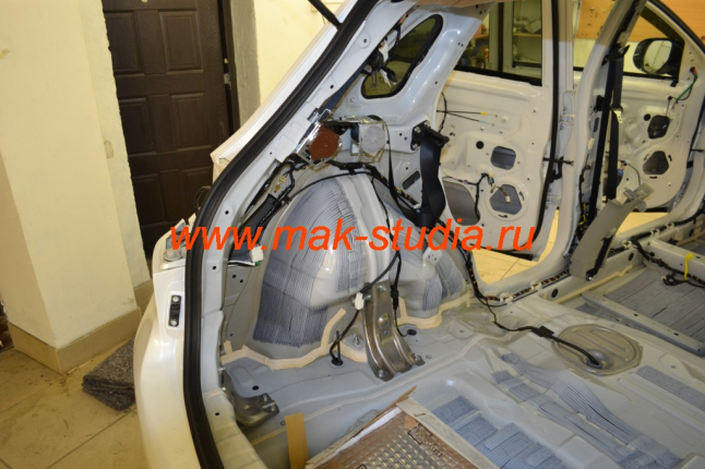 Шумоизоляция Mitsubishi ASX
