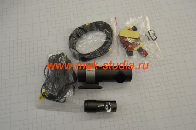 blackvue dr550gw-2ch: установочный комплект.