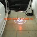Лазерная проекция логотипа автомобиля Шкода Суперб