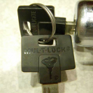 Блокиратор рулевого вала Mul-T-Lock (Fortus)